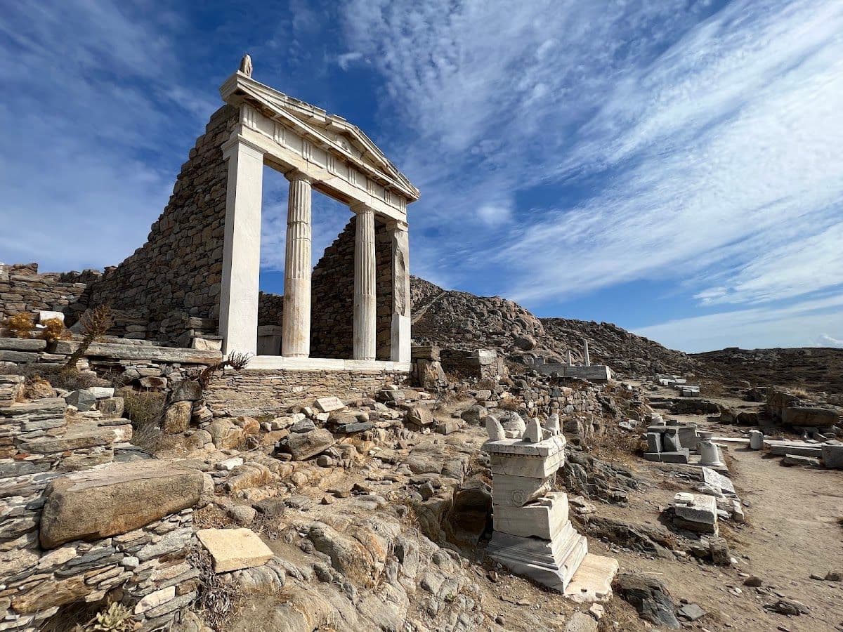 Delos