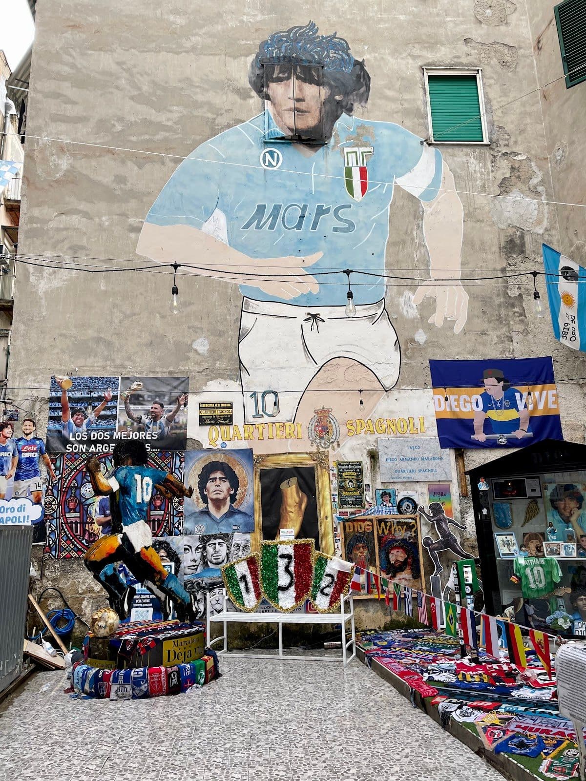 Largo Maradona