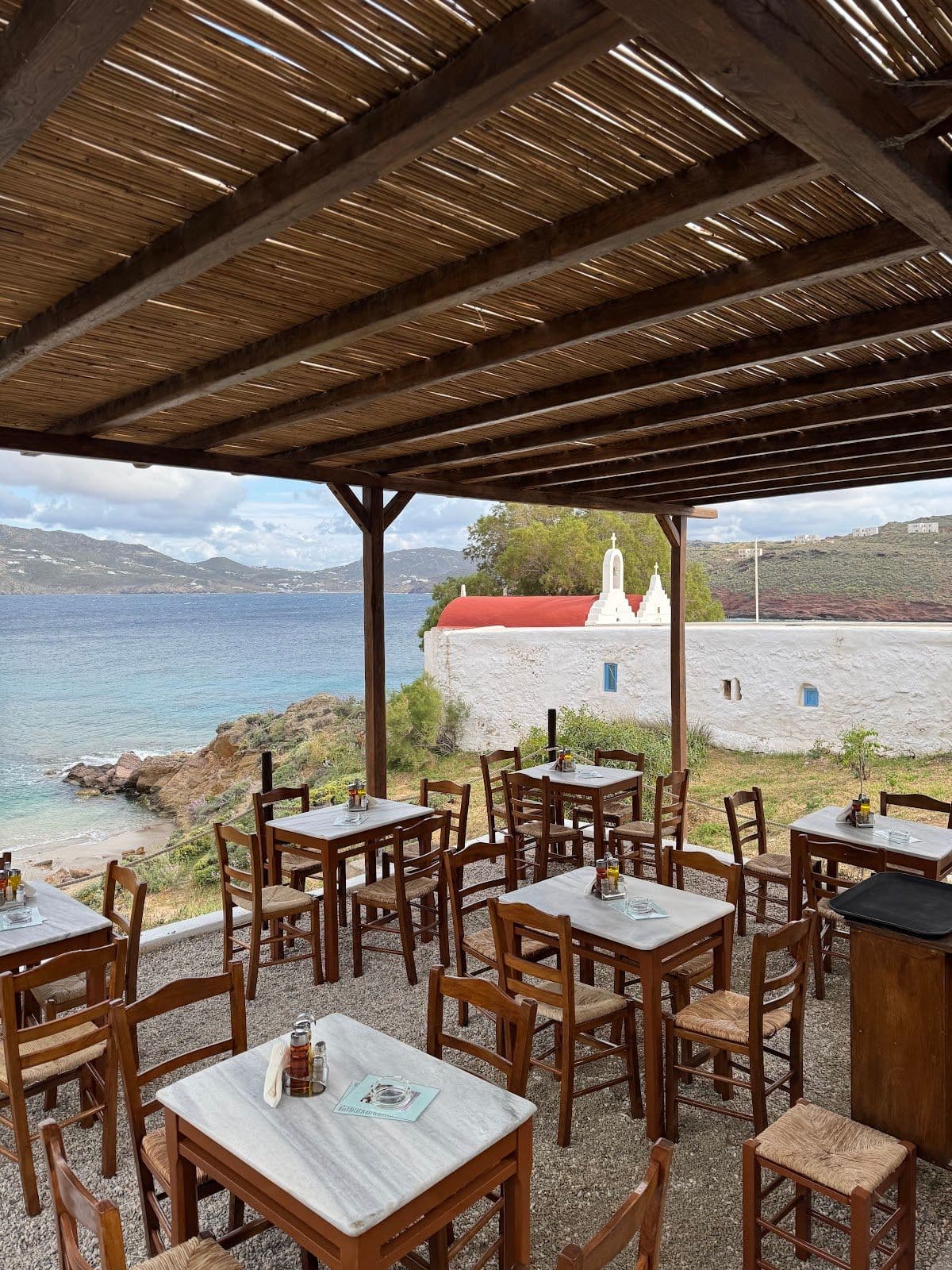 Kiki's Tavern