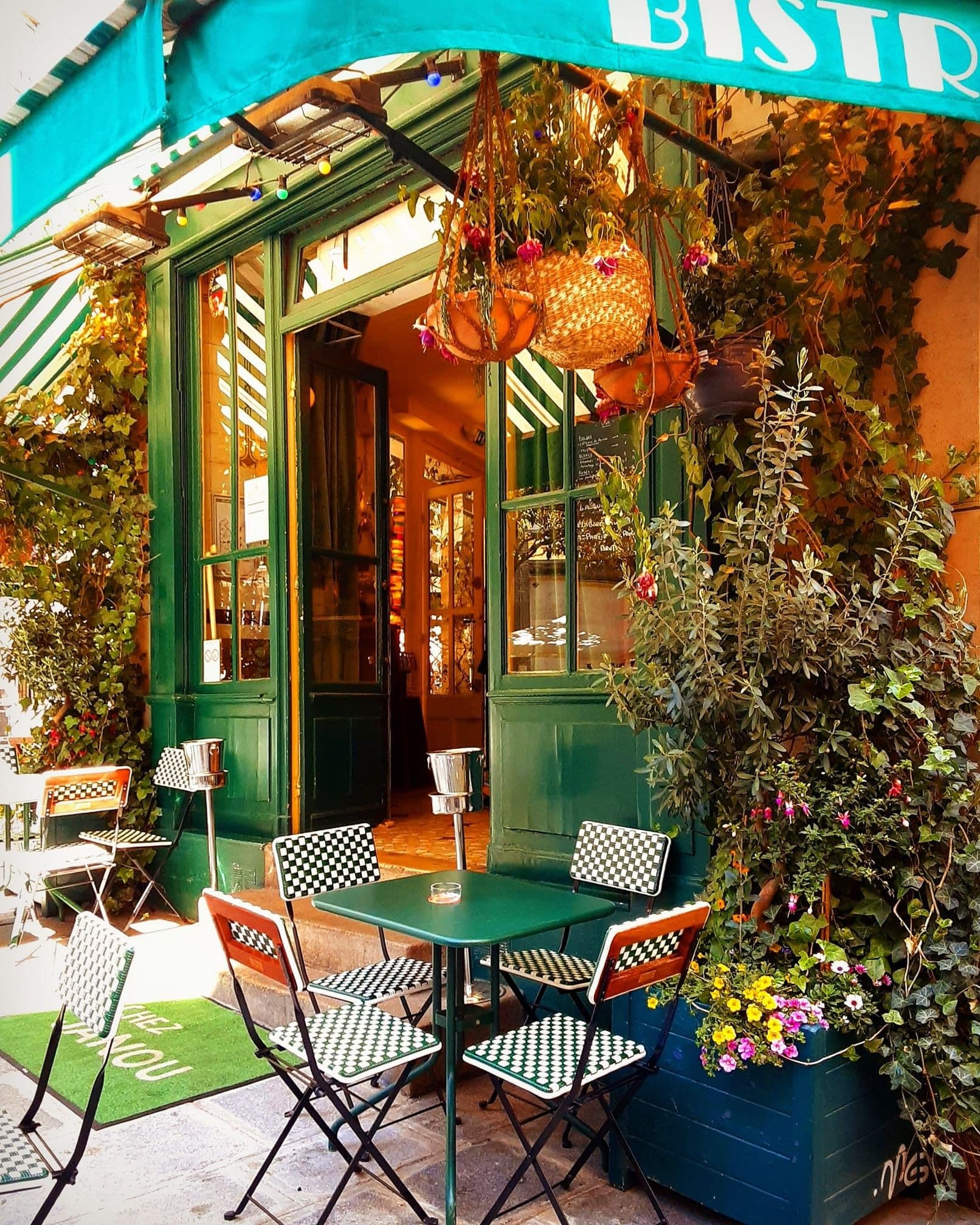 Images for Chez Janou