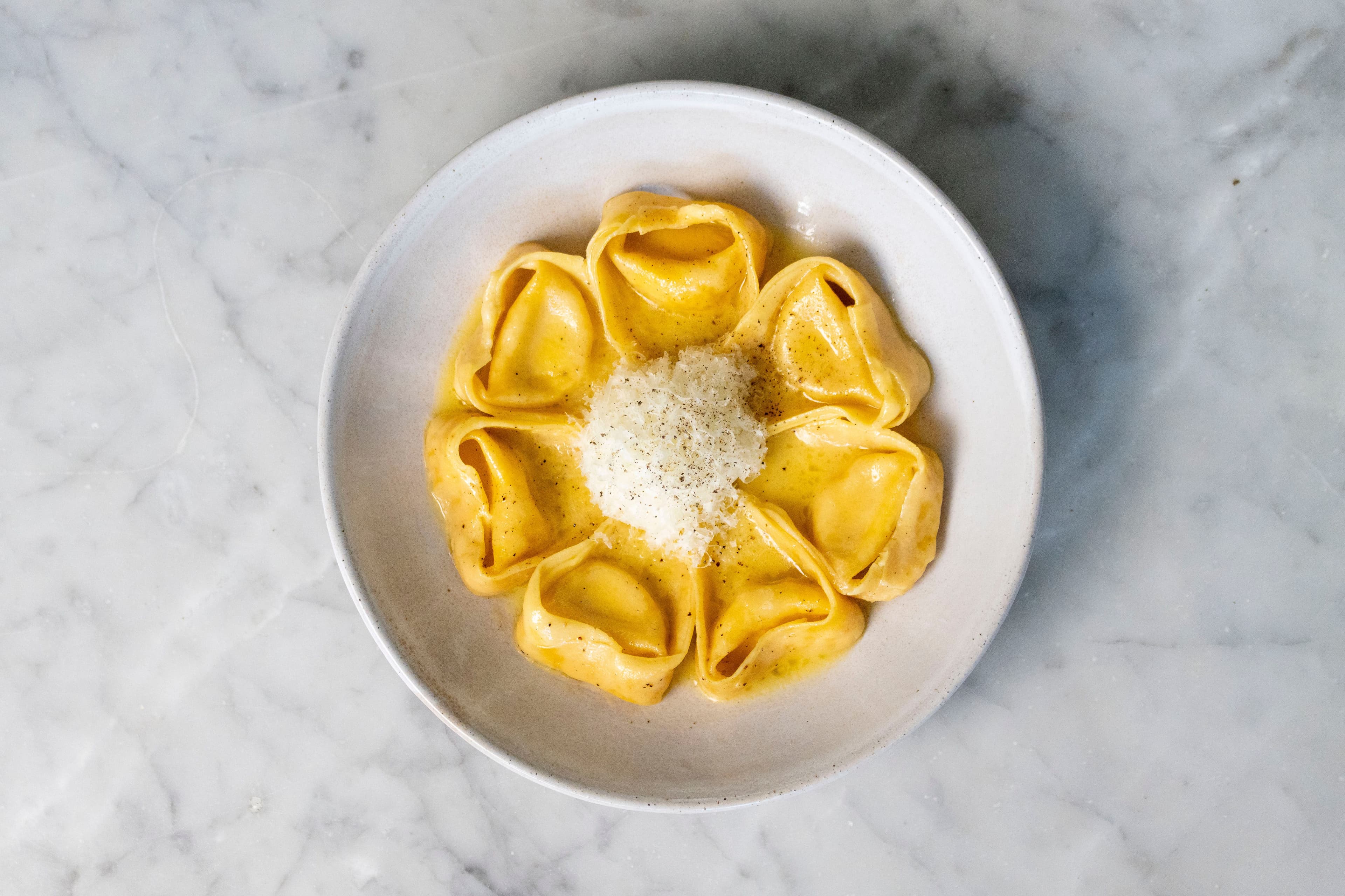 Cacio e Pepe Tortelloni