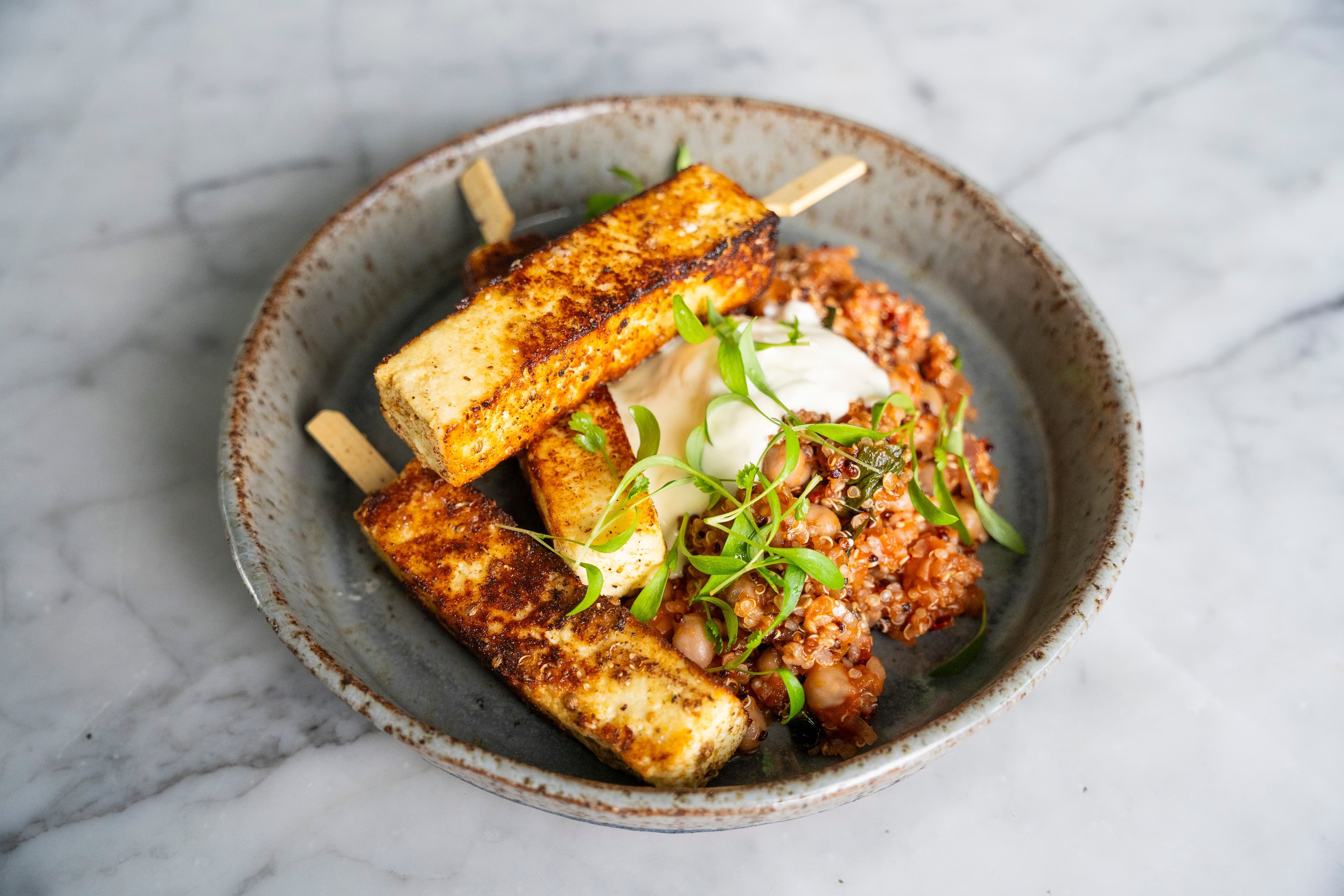 Piri-piri Chickpea, Paneer & Quinoa Salad recipe preview
