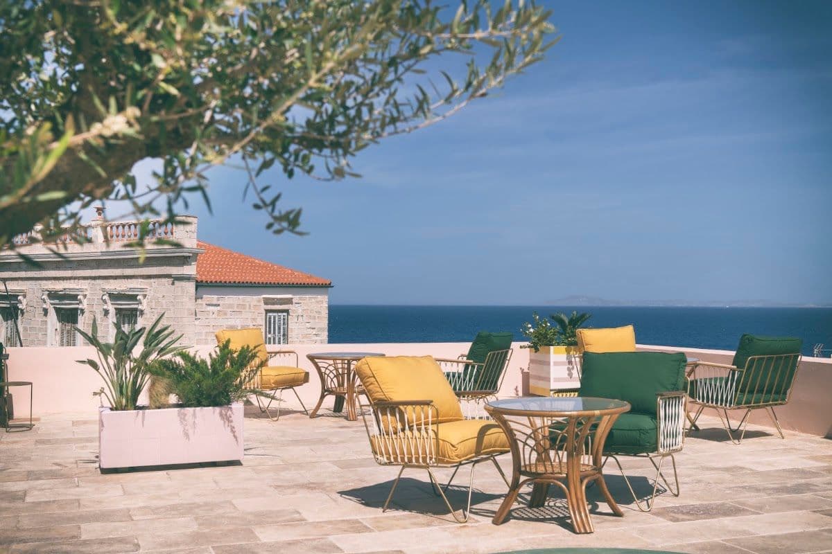 Aristide Hotel