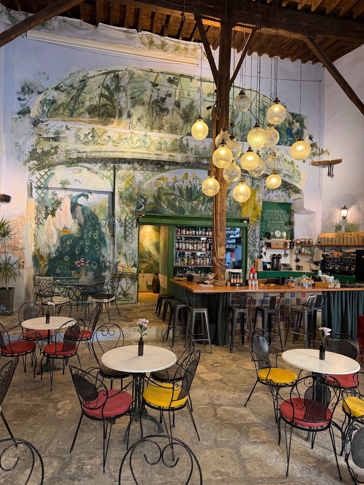 Pavone Cafe and Bar