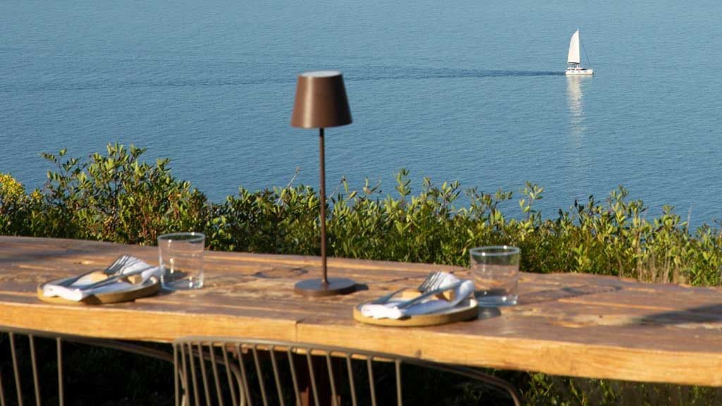 Bostani Bar and Restaurant